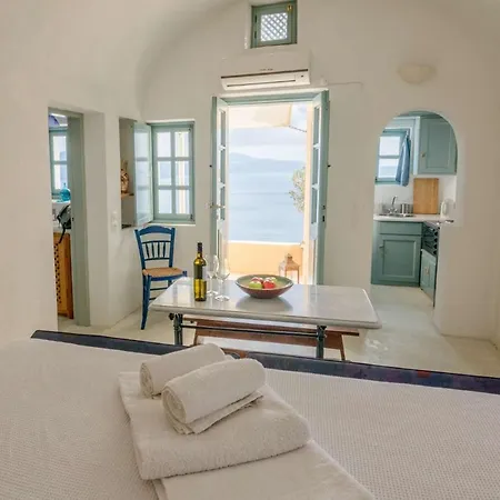 Zoe Aegeas Traditional 公寓式酒店