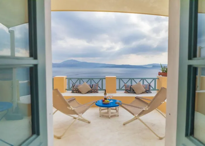 Zoe Aegeas Traditional Apartmanhotel 4*
