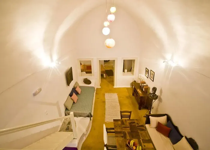 Zoe Aegeas Traditional Apartmanhotel 4*