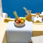 Zoe Aegeas Traditional 4* Oia