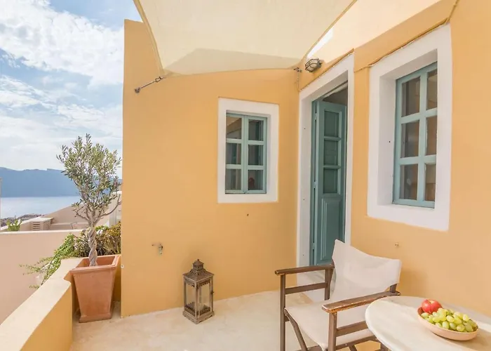 Ξενοδοχείο με διαμερίσματα Zoe Aegeas Traditional 4*