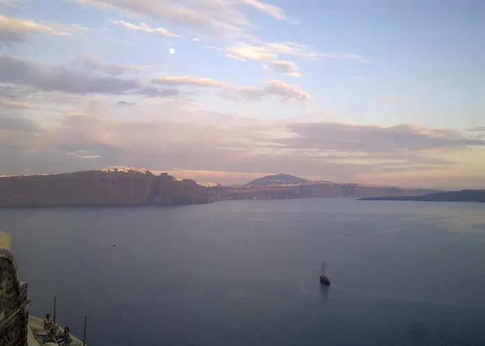 Zoe Aegeas Traditional Ξενοδοχείο με διαμερίσματα 4*