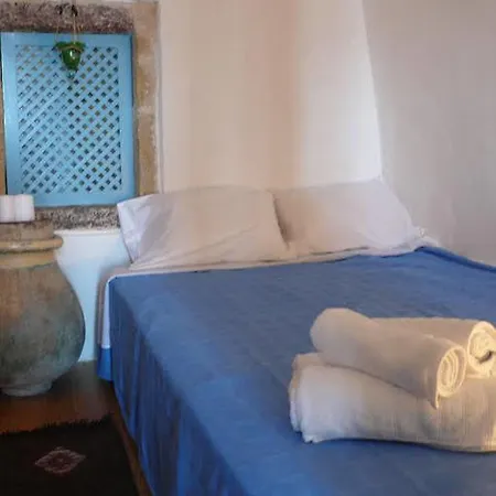 Ξενοδοχείο με διαμερίσματα Zoe Aegeas Traditional 4*